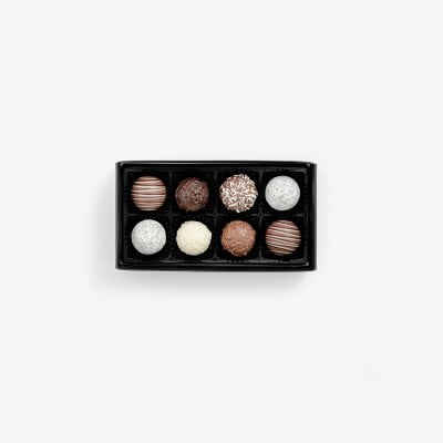 Truffle Selection with Alcohol 8 pcs per box